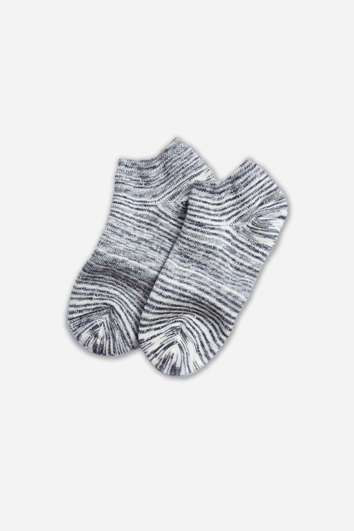 RoToTo Washi Pile Short Socks "Kasuri" / Rocks: low-cut black and white striped socks with a heathered pattern, made in Japan by RoToTo, shown against a plain white background.